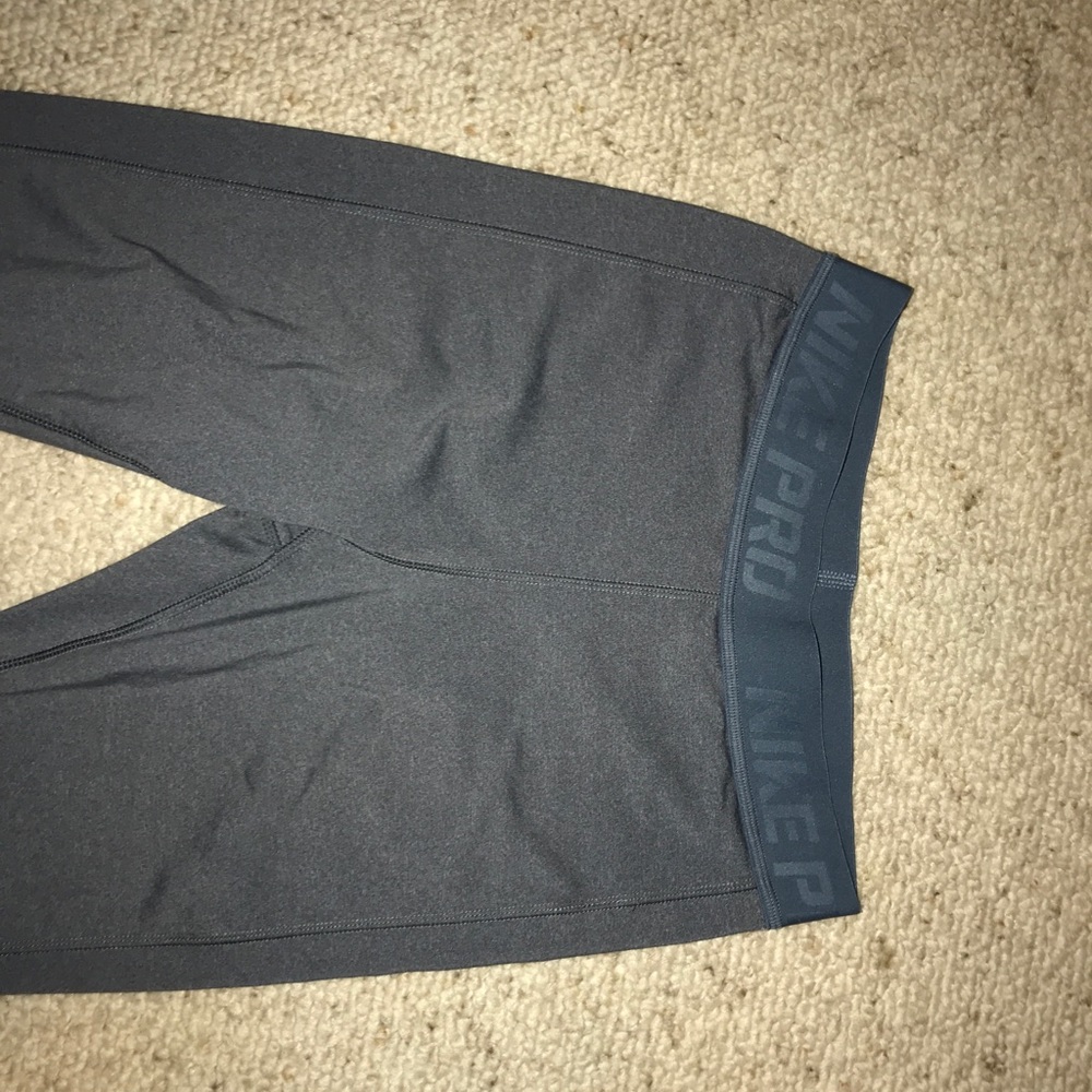 NIKE PRO THERMAL LEGGINGS